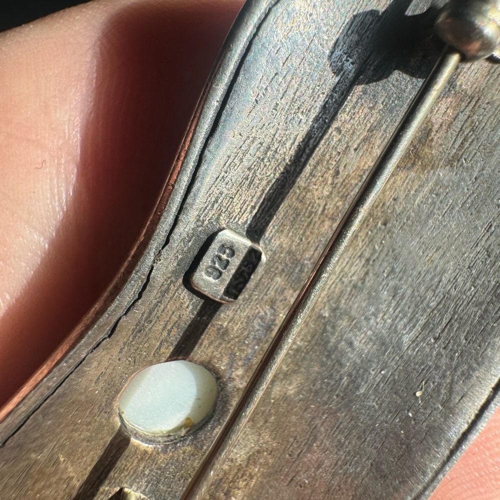 925 Sterling Silver Brooch with Mother of Pearl 20.7g - Picture 2 of 15